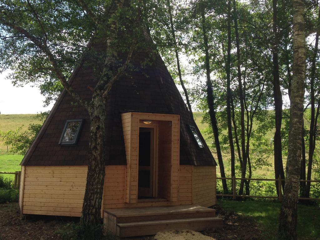 Le Petit Robinson Hotel Champvert Bagian luar foto