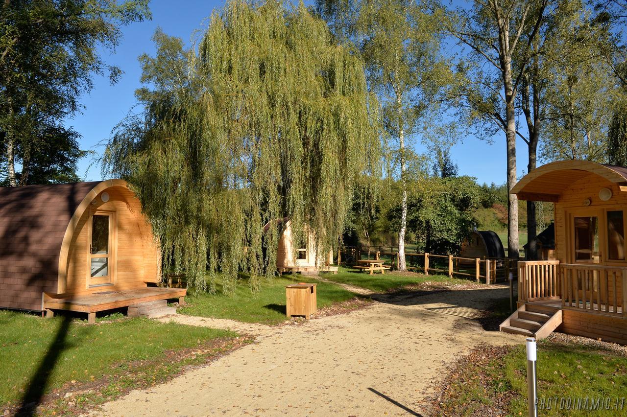 Le Petit Robinson Hotel Champvert Bagian luar foto