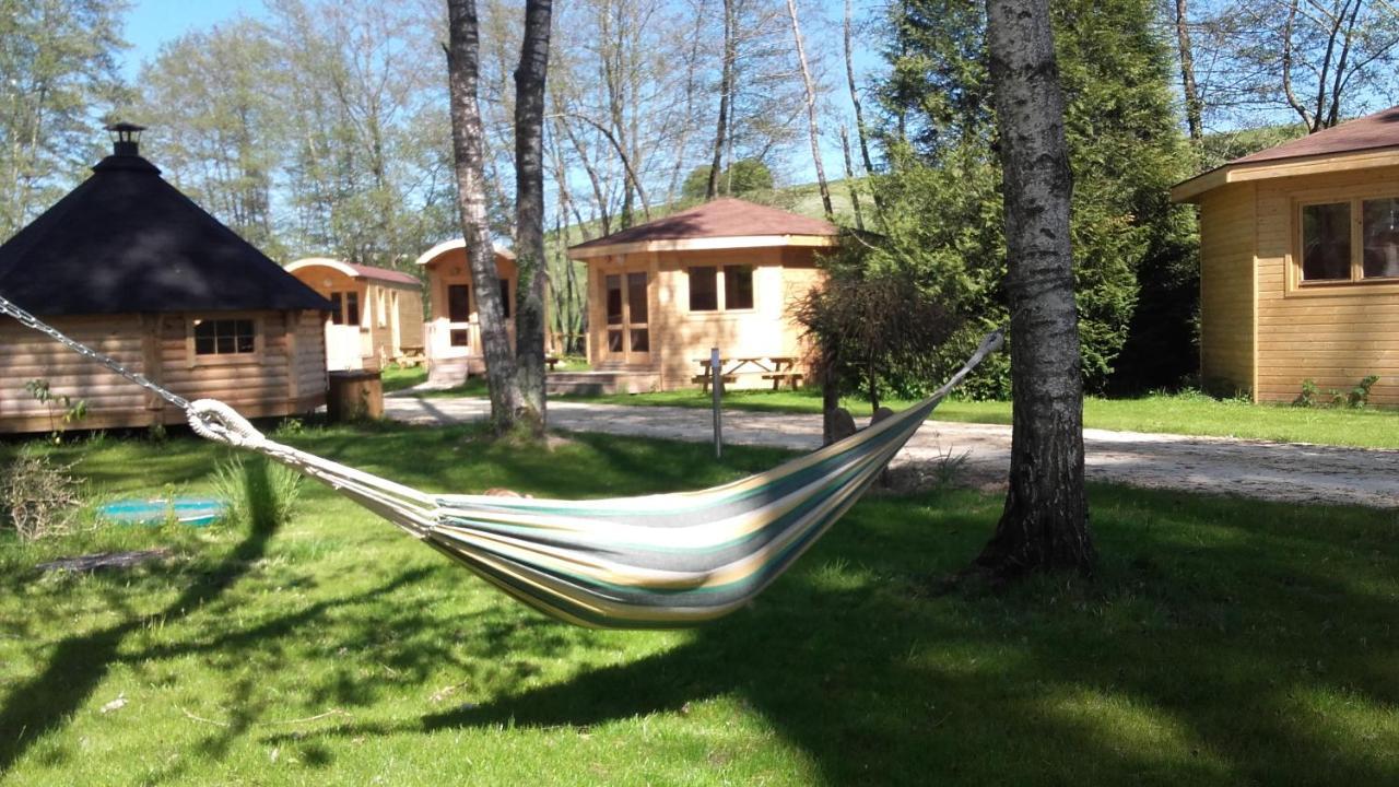 Le Petit Robinson Hotel Champvert Bagian luar foto